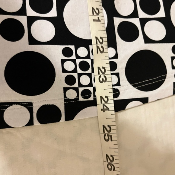 NWOT  IBKUL ELISE BLACK & WHITE Sleeveless Polo Golf Shirt - Picture 12 of 12